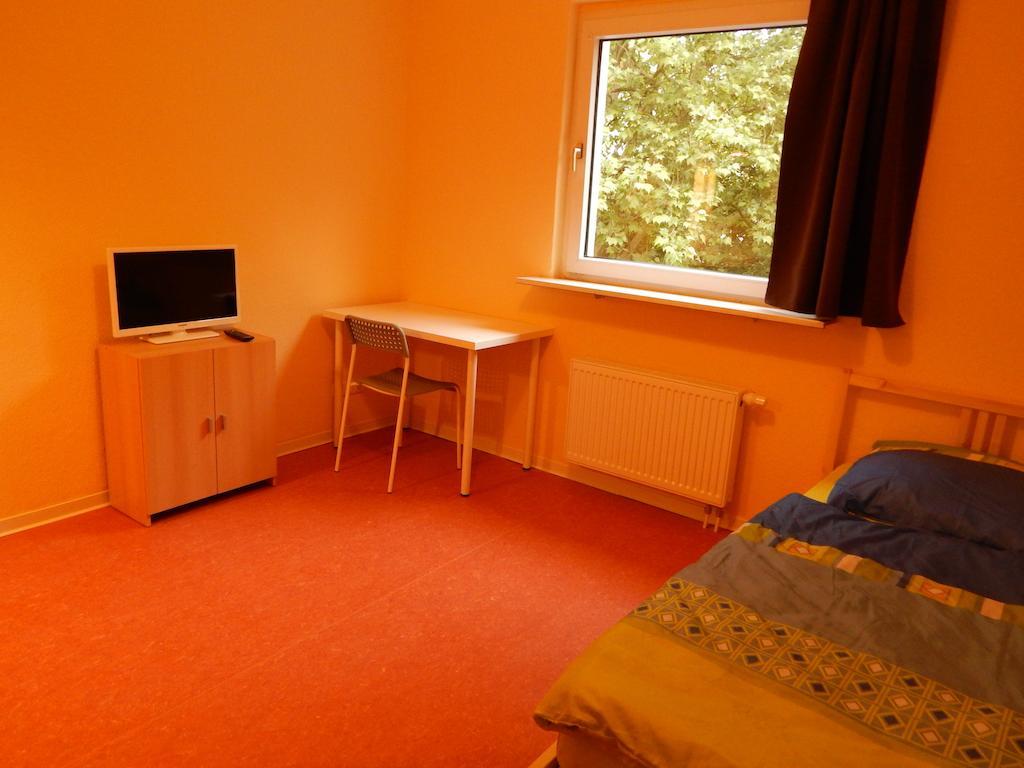 Home At Friends - City - Zu Hause Bei Freunden دورتموند الغرفة الصورة